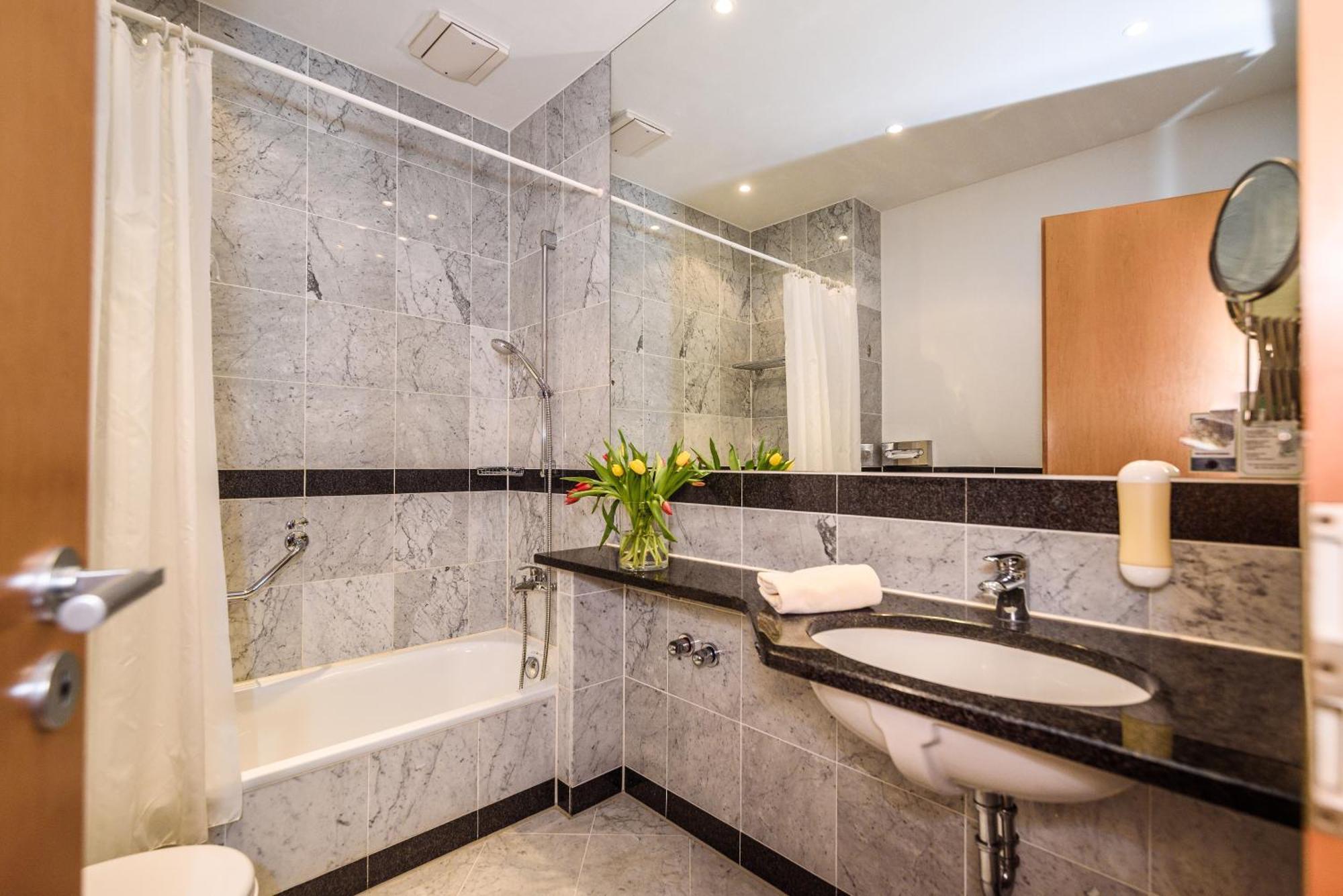 Hotel Asgard'S Meereswarte Zinnowitz Phòng bức ảnh